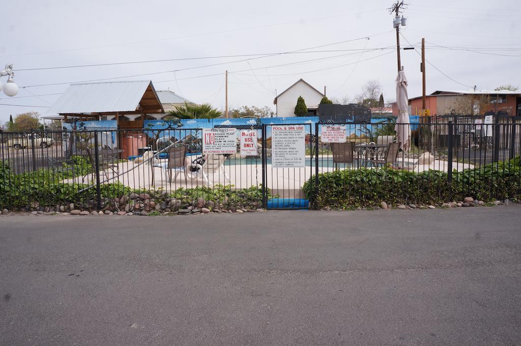 Trail Rider'S Inn Motel Tombstone Exterior foto